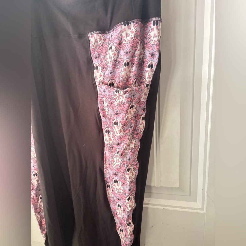 🌺 Black & Floral Ghost Print Leggings with Pockets TC2 - Picture 4 of 8